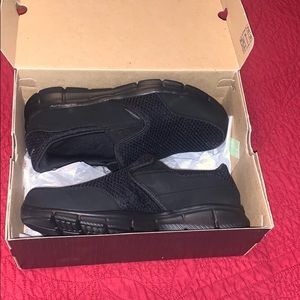 Sketchers Memory Foam Slip On Sneakers/Loafers